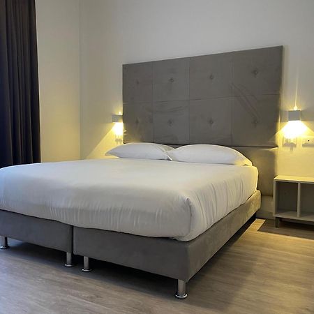 Hotel L'Etrusco - San Vincenzo Buitenkant foto